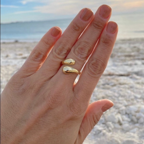 ✨Insta 18K gold plated wrap ring - Picture 3 of 5